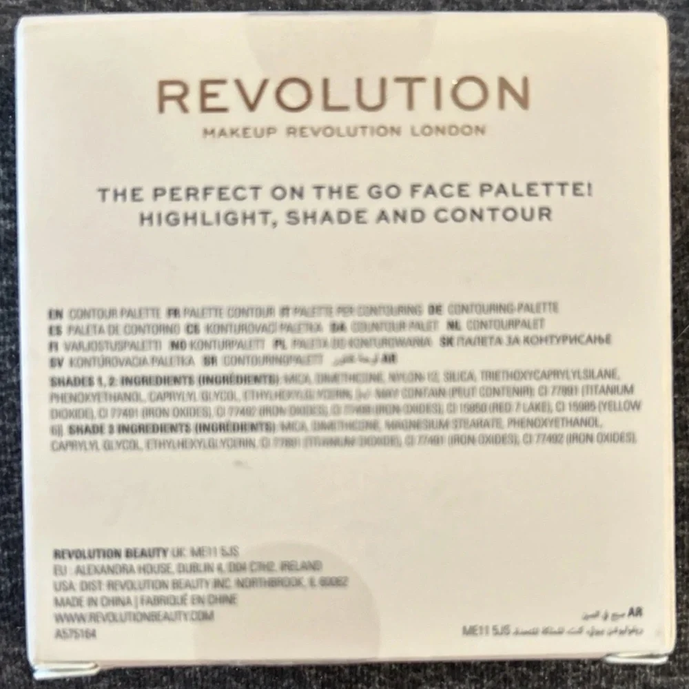 NIB Makeup Revolution London Face Powder Contour Palette Sealed Compact Medium
